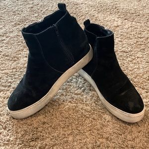 Steve Madden Laguna wedge gymshoes
